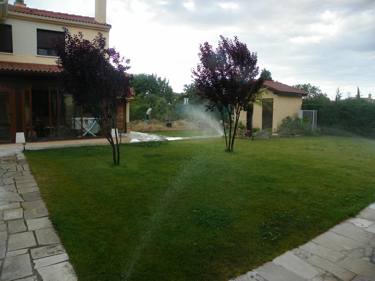 El Rincon De Los Abuelos Tudela de Duero Luaran gambar